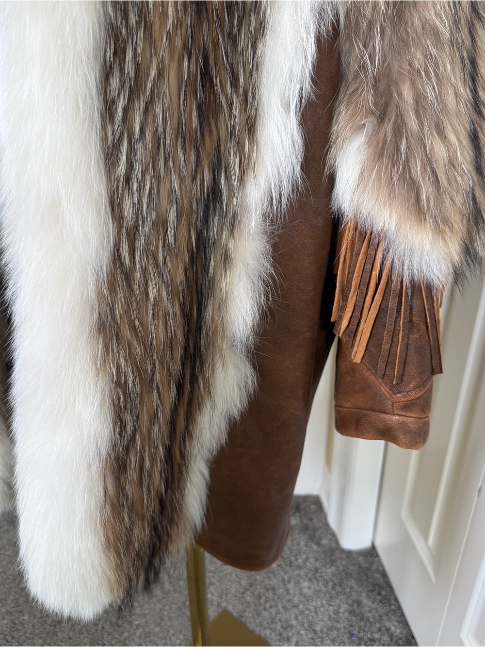 Overland Coyote Fur Leather Fringe Coat Western Ranch Jacket Vintage Womens S - Picture 3 of 14